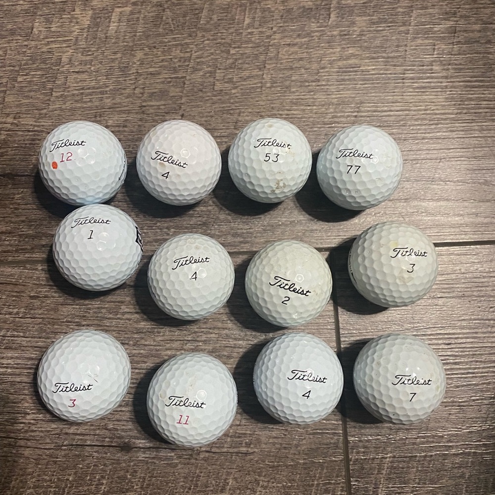 12 used Titleist pro v1 and pro v1x golf balls